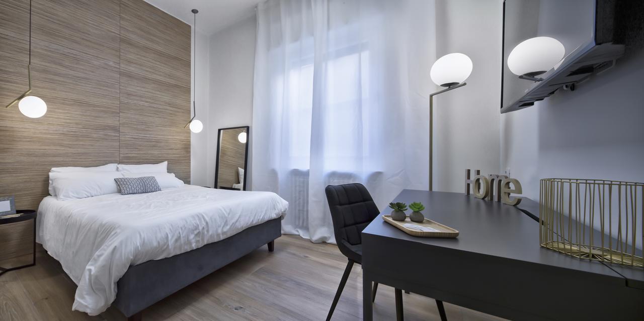 Suite Vogue Espresso Voghera Bagian luar foto